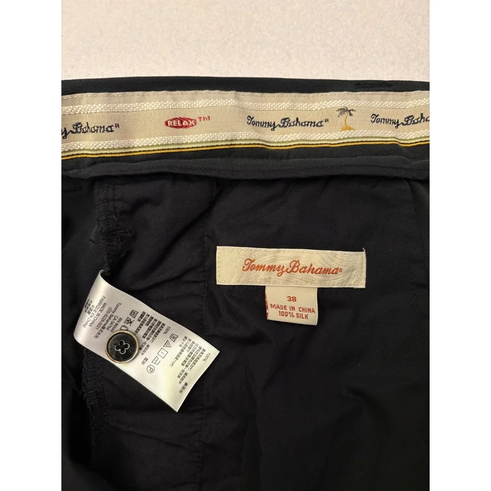 Tommy Bahama Relax Mens Black 100% Silk Pleated Front Casual Shorts Size 38